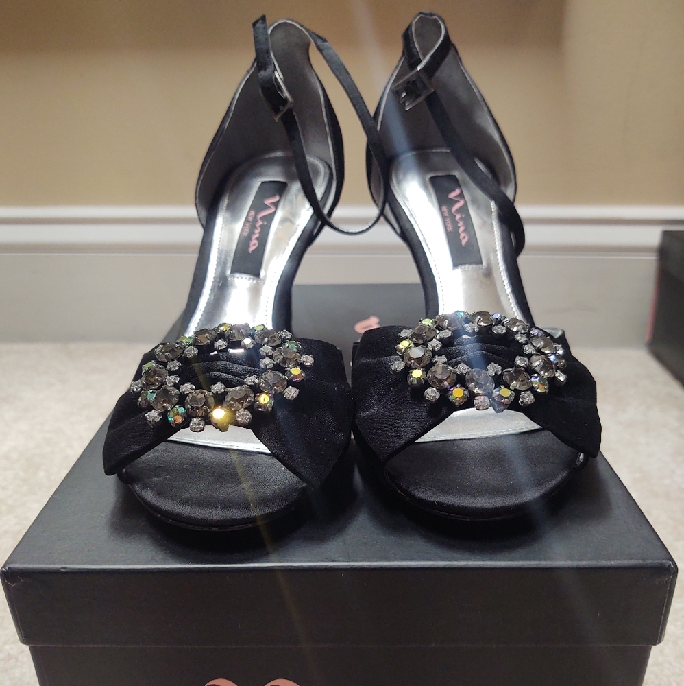 NINA Ferrara Heels, Black Women’s size 7